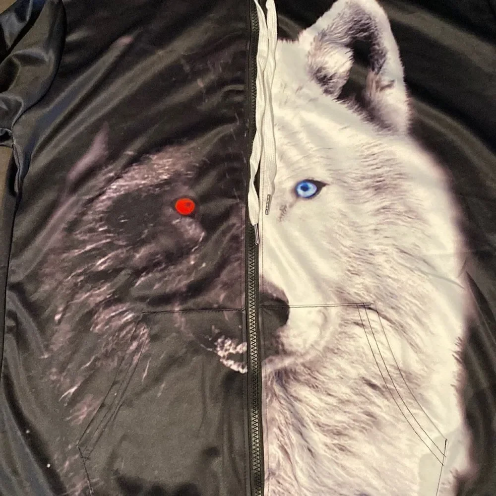 Men’s or Women’s Drawstring Zip Up Hoodie Wolf Design NWOT Large